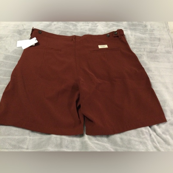 Honor the Gift HTG Prep Maroon Men’s Short - Picture 4 of 9